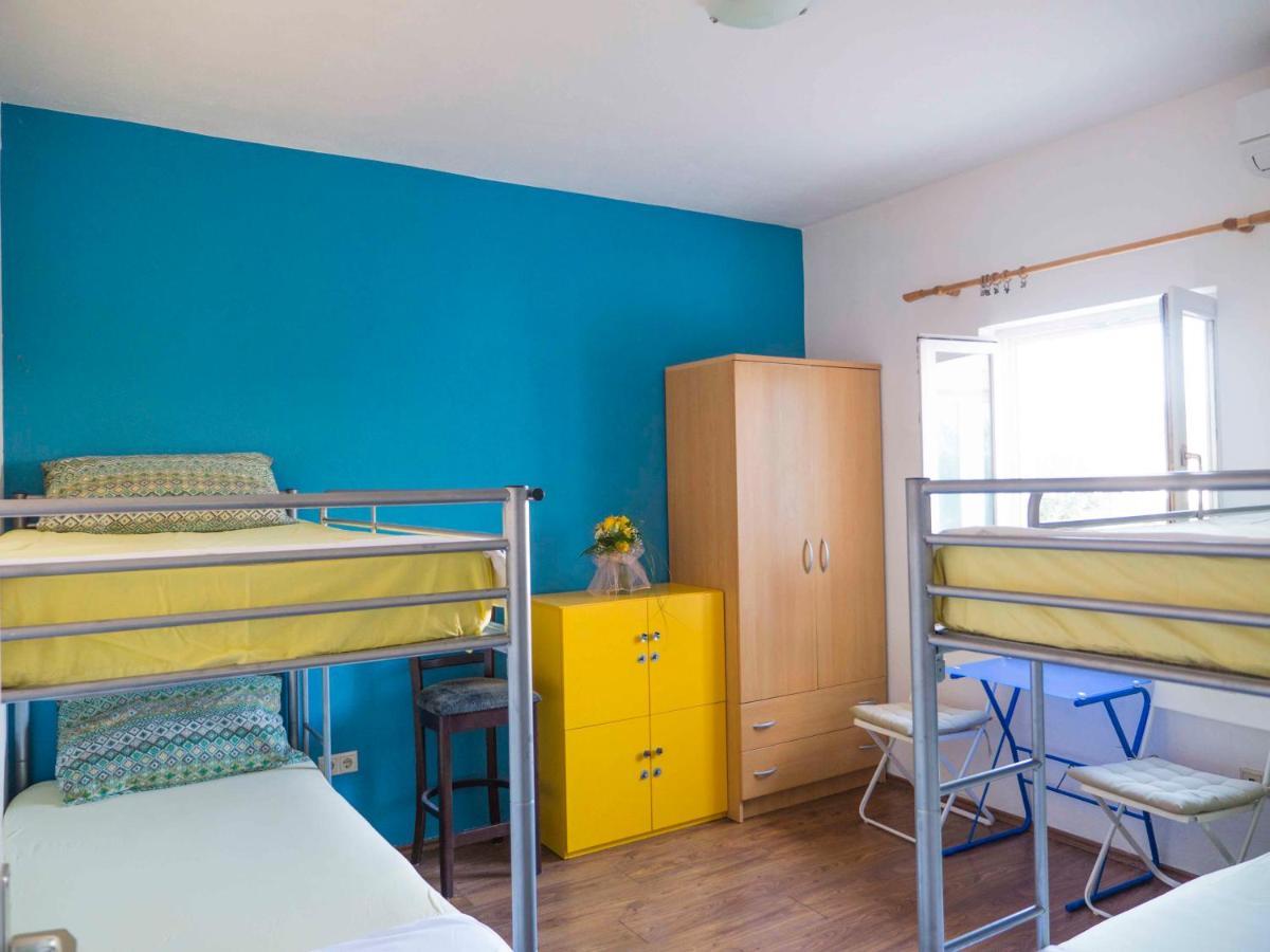 Hostel Kapa Đảo Hvar Ngoại thất bức ảnh