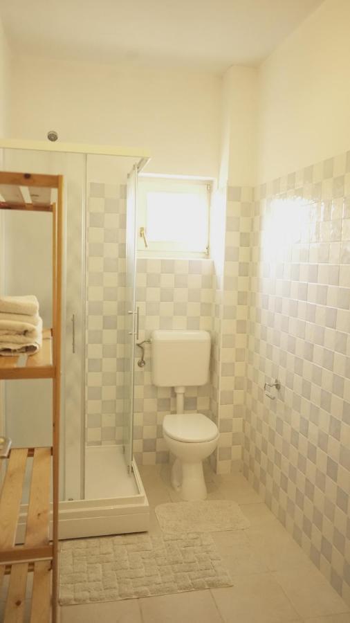 Hostel Kapa Đảo Hvar Ngoại thất bức ảnh